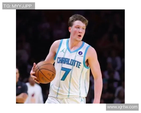 黄蜂队夺联盟第一!球员士气高涨,球迷纷纷狂欢